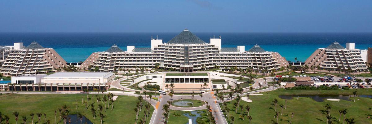 WestJet Vacations Kids' offers at Paradisus Cancun
